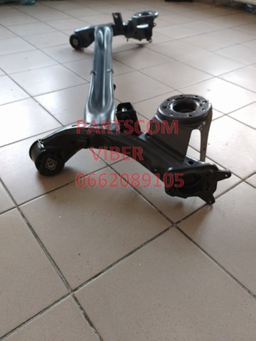 Подрамник задний 551002V500 Hyundai/Kia
