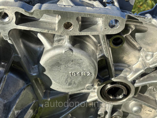 3811000Q0A Nissan/Infiniti Редуктор колесный моста переднего