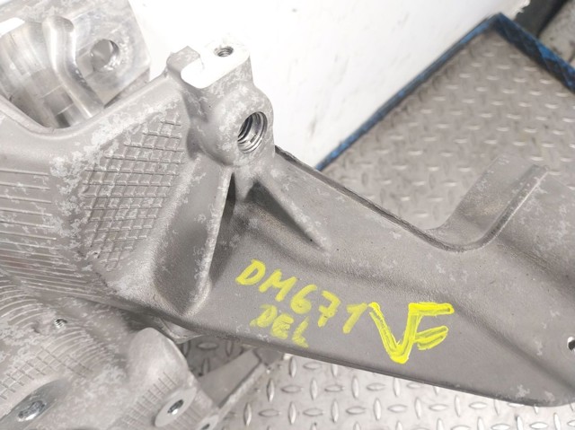 LR157865 Land Rover Подрамник передней подвески