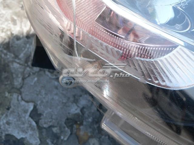 8301B592 Mitsubishi Фара передняя правая