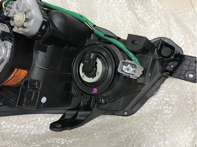 Правая блок фара Subaru 84001SG021 цена, от 193.59 USD