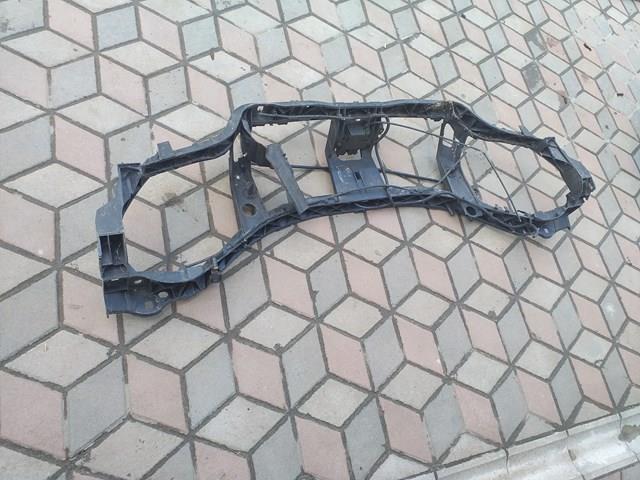 6M218B041 Ford 