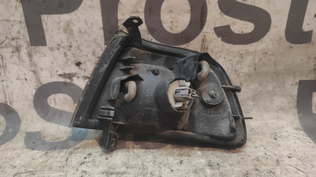 Piloto intermitente derecho MR414924 MITSUBISHI