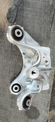 Цапфа - поворотный кулак задний, левый VAG 1ED505433 цена, от 307.56 USD