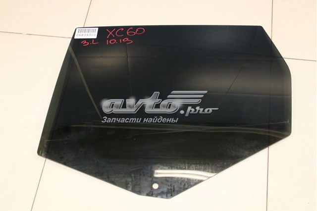 Стекло заднее левое Volvo 31386798