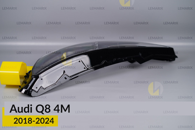 Стекло левого фонаря Lemarix A0405681