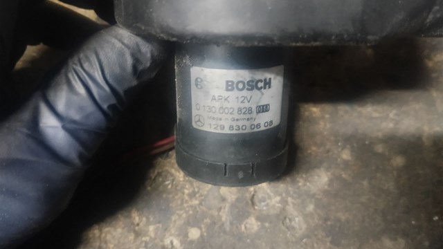 Ventilador de aspiración, aire habitáculo 0130002828 BOSCH