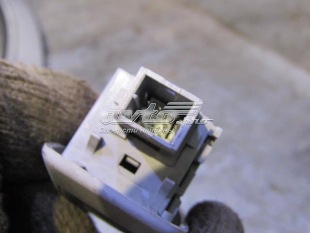  VAG 3B0951172D цена, от 1.41 USD