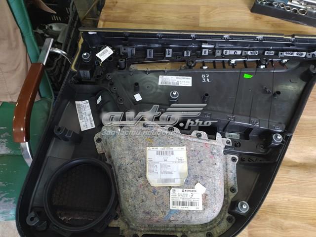 3AE867211 VAG Обшивка-облицовка задней двери, правой, внутренняя
