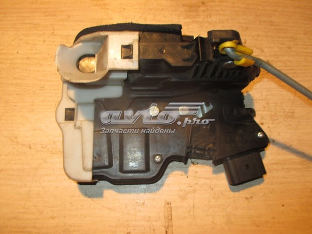 Купить 814102T010 Hyundai/Kia Замок двери задней левой