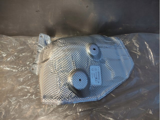7424938 BMW Тепловой экран выхлопной системы