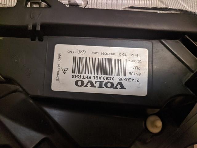 Купить 31420258 Volvo Фара основная правая