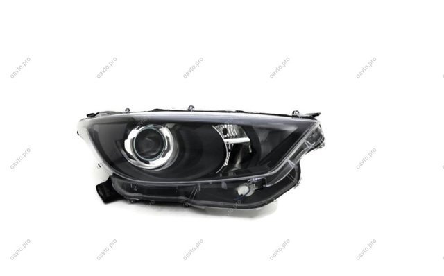 Фара правая Toyota 81130K0060