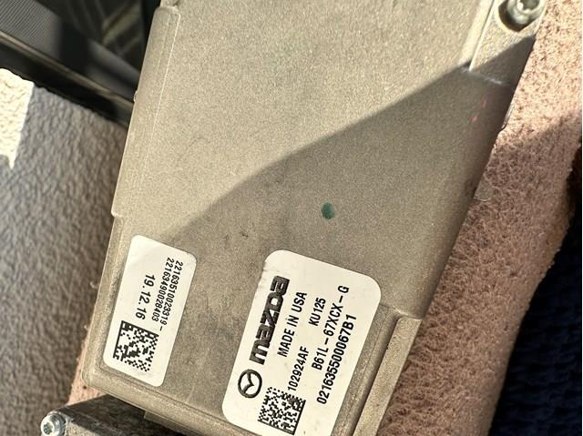 Камера заднего вида B61L67XCXG Mazda