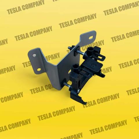 104709600G Tesla 
