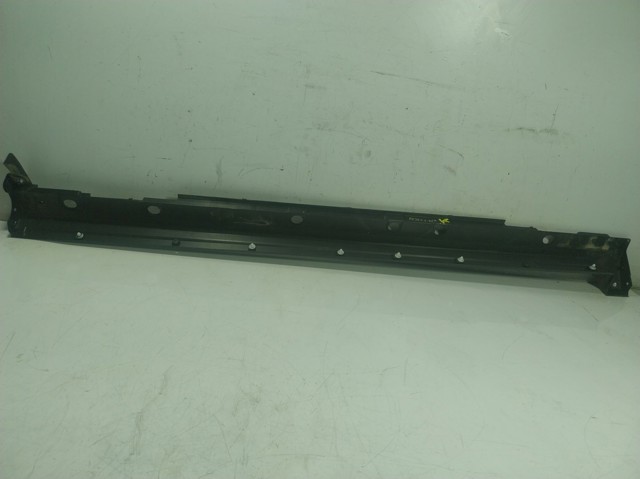 75850K2010 Toyota Накладка наружняя (молдинг) порога, правый