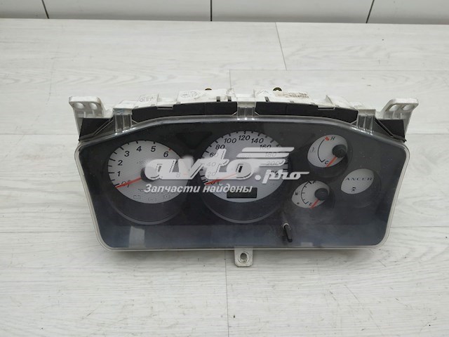 8100A769 Mitsubishi Передняя панель