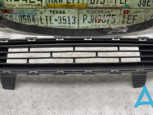 Решетка бампера переднего 86560D5000 Hyundai/Kia