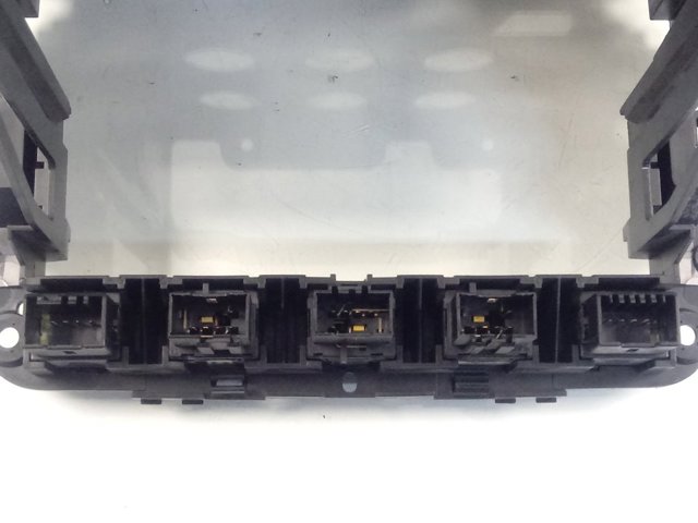 7L5953235A Porsche Аварийная кнопка