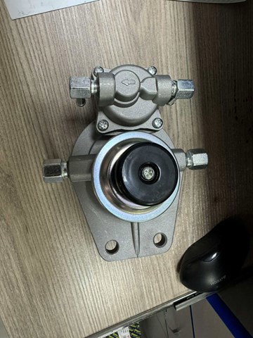  Nissan/Infiniti 16401VK511 цена, от 46.73 USD