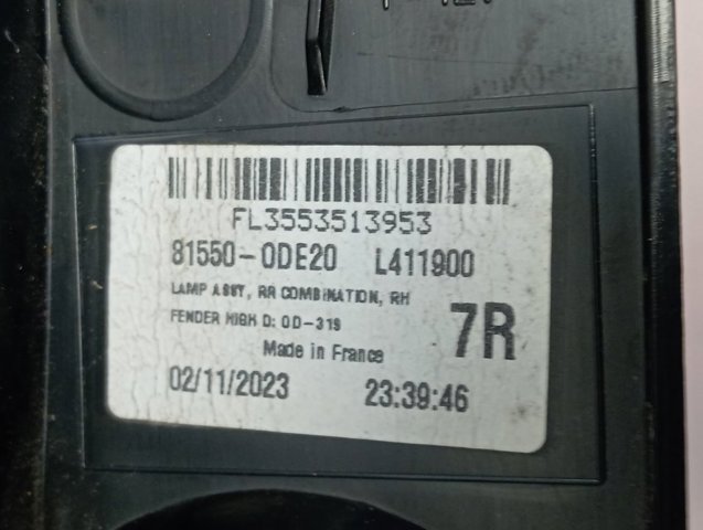 815500DE20 Toyota Задний правый внешний фонарь