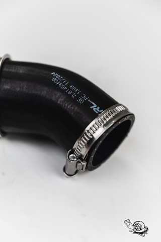 Шланг/патрубок интеркуллера Polcar 1370PT1 цена, от 15.79 USD