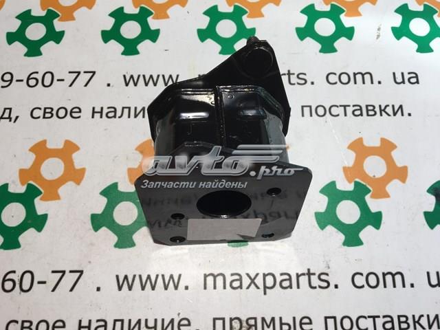 Кронштейн усилителя переднего бампера FP7017944 FPS