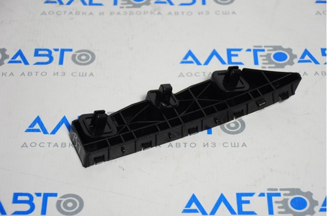 Кронштейн бампера переднего, внешний правый FPS FP5059932