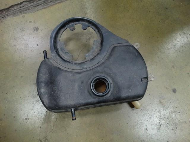 C2S46861 Jaguar Tanque de expansão do sistema de esfriamento