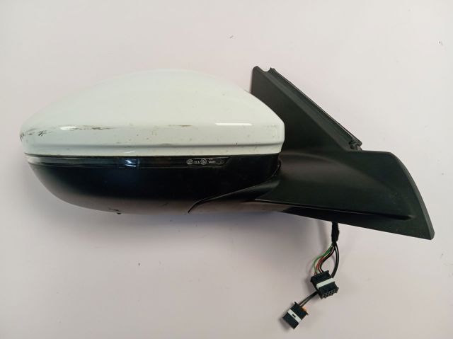 Правое зеркало 98260171XT Peugeot/Citroen