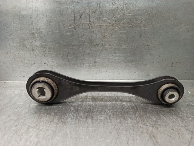  BMW 687863301