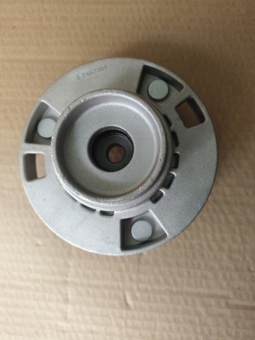 Купить LR090635 Land Rover Опора переднего амортизатора