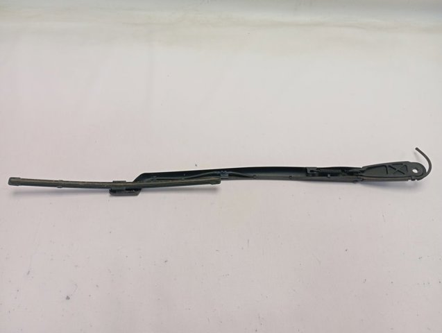 9823610280 Peugeot/Citroen Поводок дворника