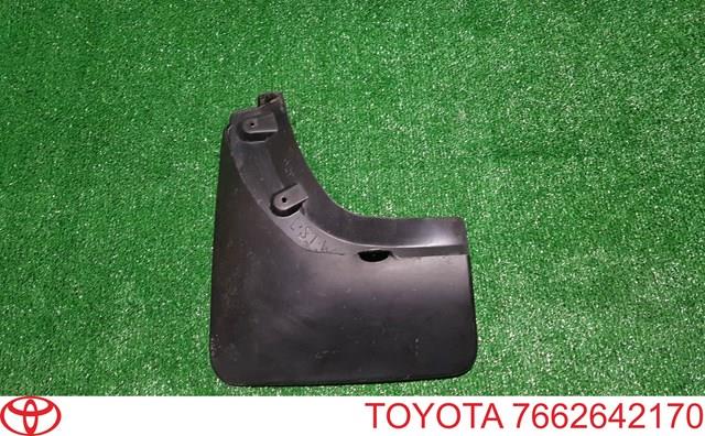Брызговик задний левый 7662642170 Toyota