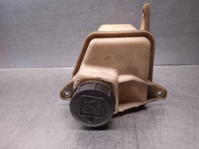 Бак масляный на Citroen Jumper  250