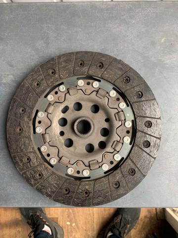 Лепестковая корзина сцепления VAG 03G141025C цена, от 15.54 USD