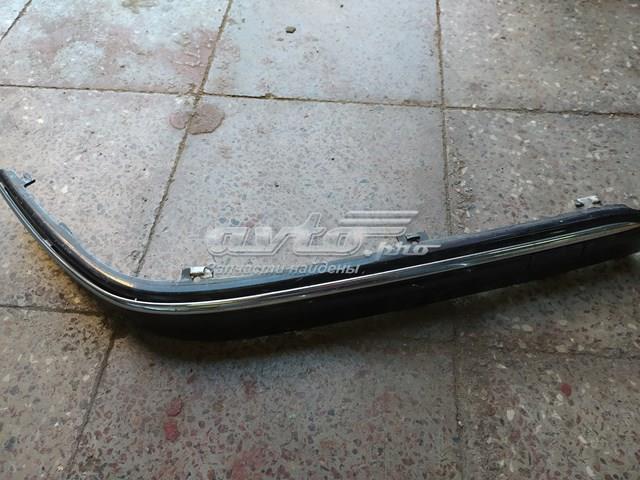 Молдинг бампера переднего правый A2038856221 Mercedes