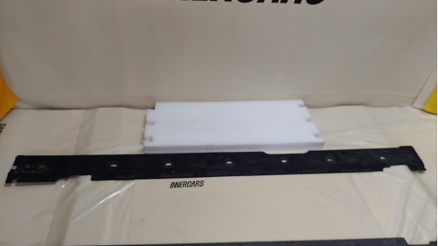9J1825102A VAG 