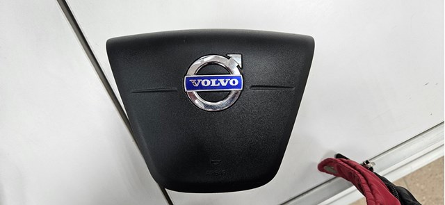 31351032 Volvo 