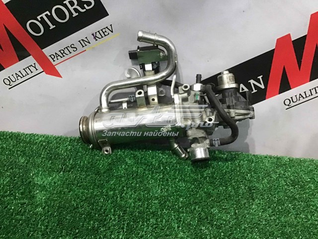 Купить LR069681 Land Rover Радиатор системы EGR