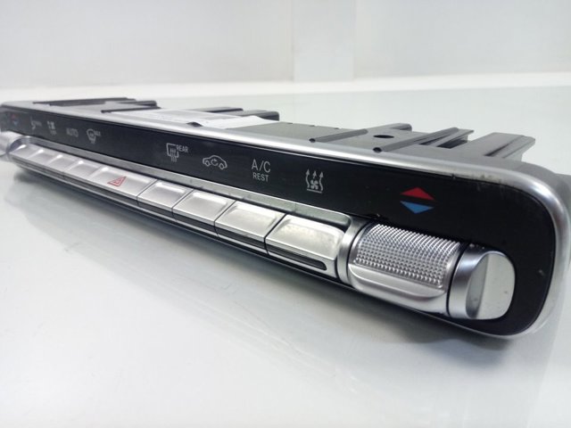 Блок управления кондиционером A2479056903 Mercedes