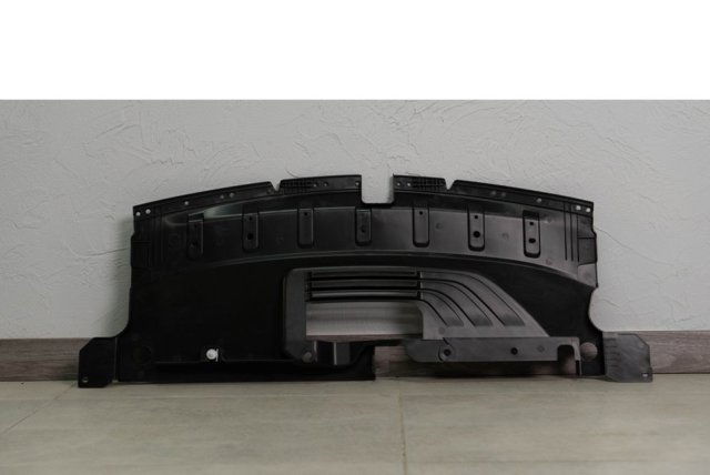 622405NA0A Nissan/Infiniti Накладка передней панели (суппорта радиатора) верхняя