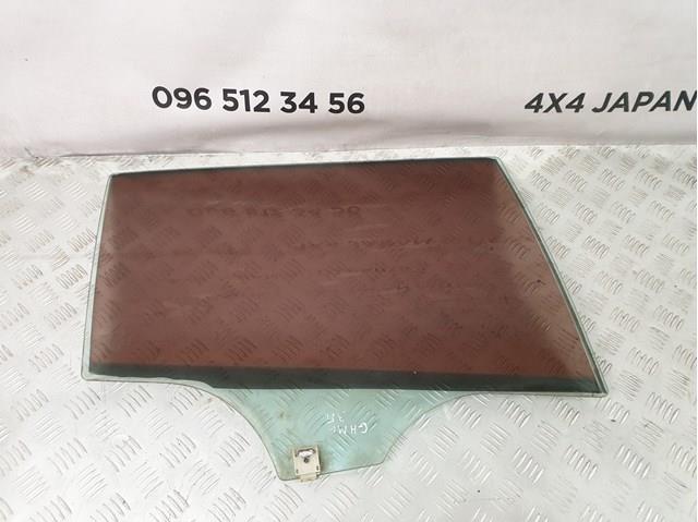 Стекло двери задней правой GS2B72511 Mazda