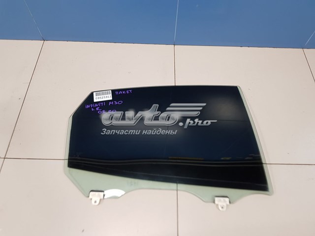 Купить GS3307D304 XYG Стекло задней двери, правой