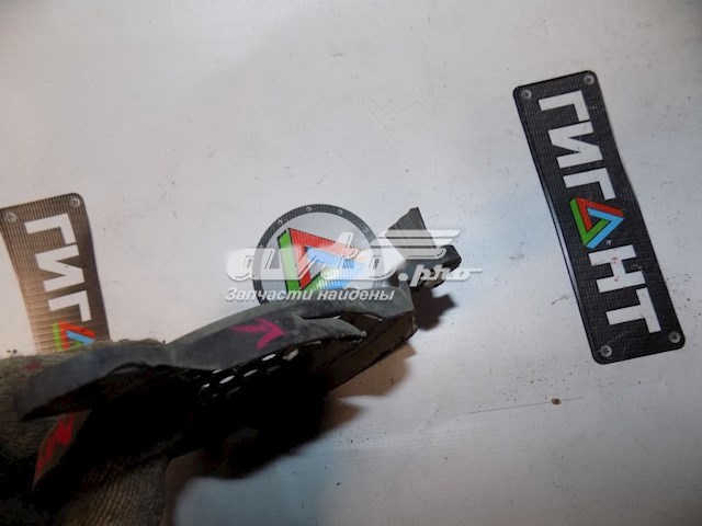 Заглушка (решетка) противотуманных фар бампера переднего левая 96563550 General Motors