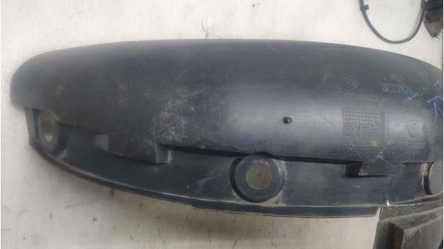Купить 7700304868 Renault (RVI) Брызговик передний правый