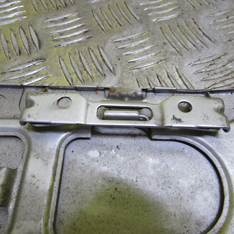 Лючок (дверца) бензобака Mercedes Sprinter II 3,5-t фургон (906) (2006 - 2020) цена, от 12.67 USD