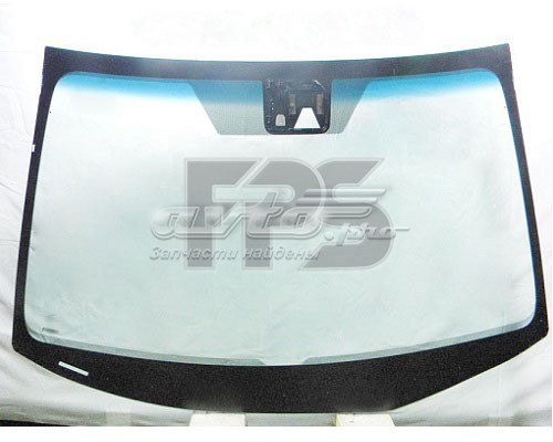 Лобовое стекло на Honda Accord 