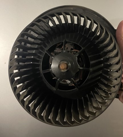 Motor de ventilador de forno (de aquecedor de salão) 5Q1819021G VAG