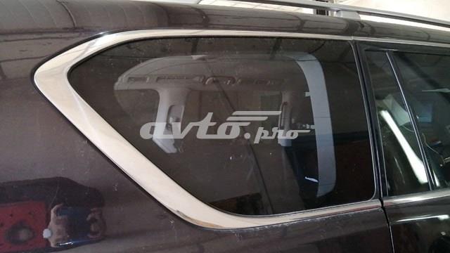 833001LA0A Nissan/Infiniti Стекло багажного отсека, правое